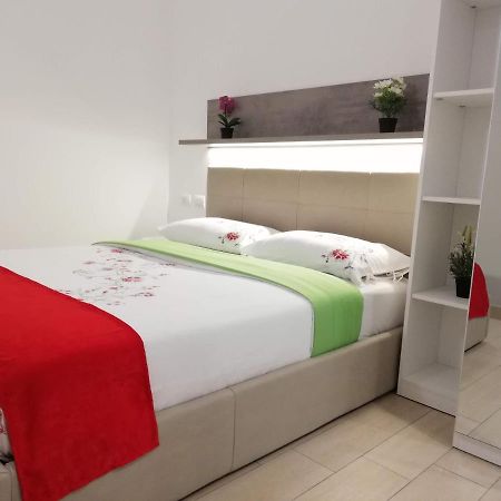 Rogoredo Milan Apartments Luaran gambar